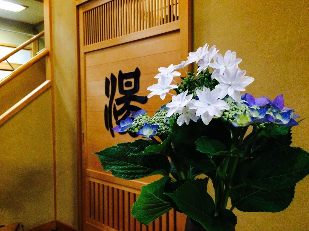Hotel Yudanaka Onsen Yamazakiya à Yamanouchi  Extérieur photo